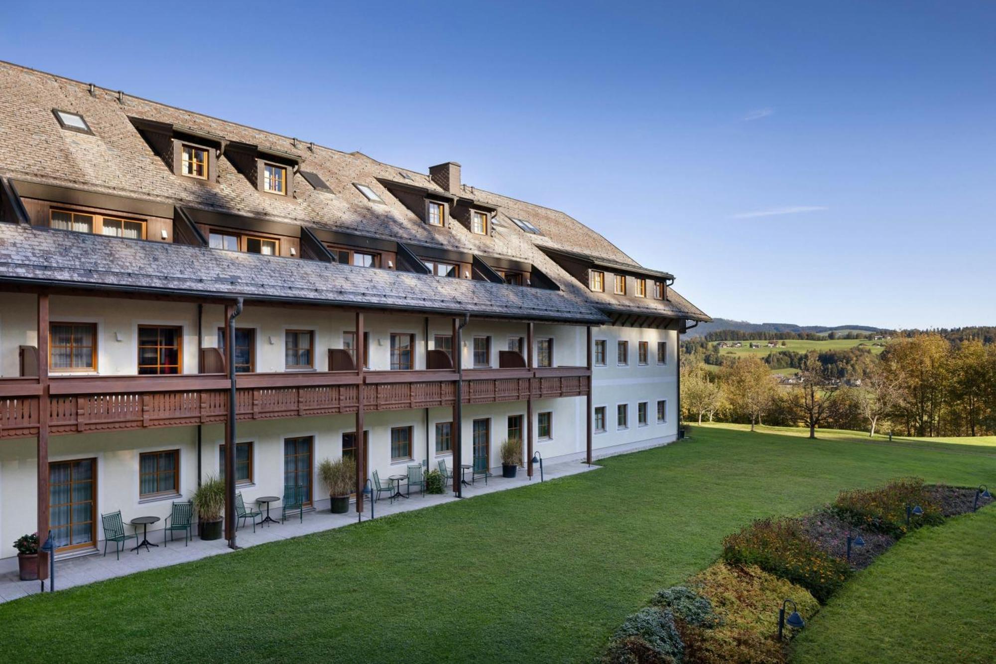 Arabella Jagdhof Resort Am Fuschlsee, A Tribute Portfolio Hotel Хоф у Зальцбурга Экстерьер фото
