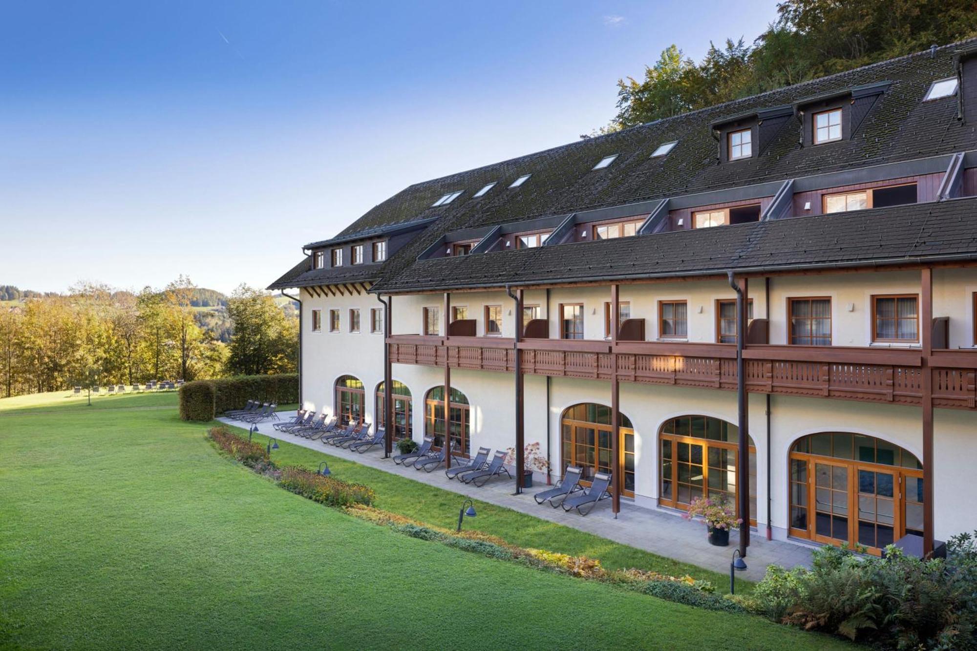 Arabella Jagdhof Resort Am Fuschlsee, A Tribute Portfolio Hotel Хоф у Зальцбурга Экстерьер фото